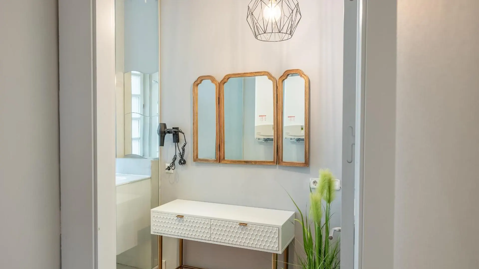 Apartment Tuapartamento Boutique - Palacio De Navarra By Clabao Pamplona Spain